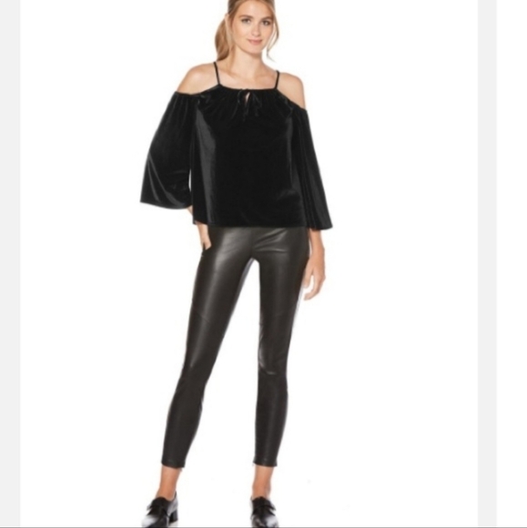Laundry by Shelli Segal Black Velvet Velour Strappy Cold Shoulder Womens Size 6 - Picture 5 of 11